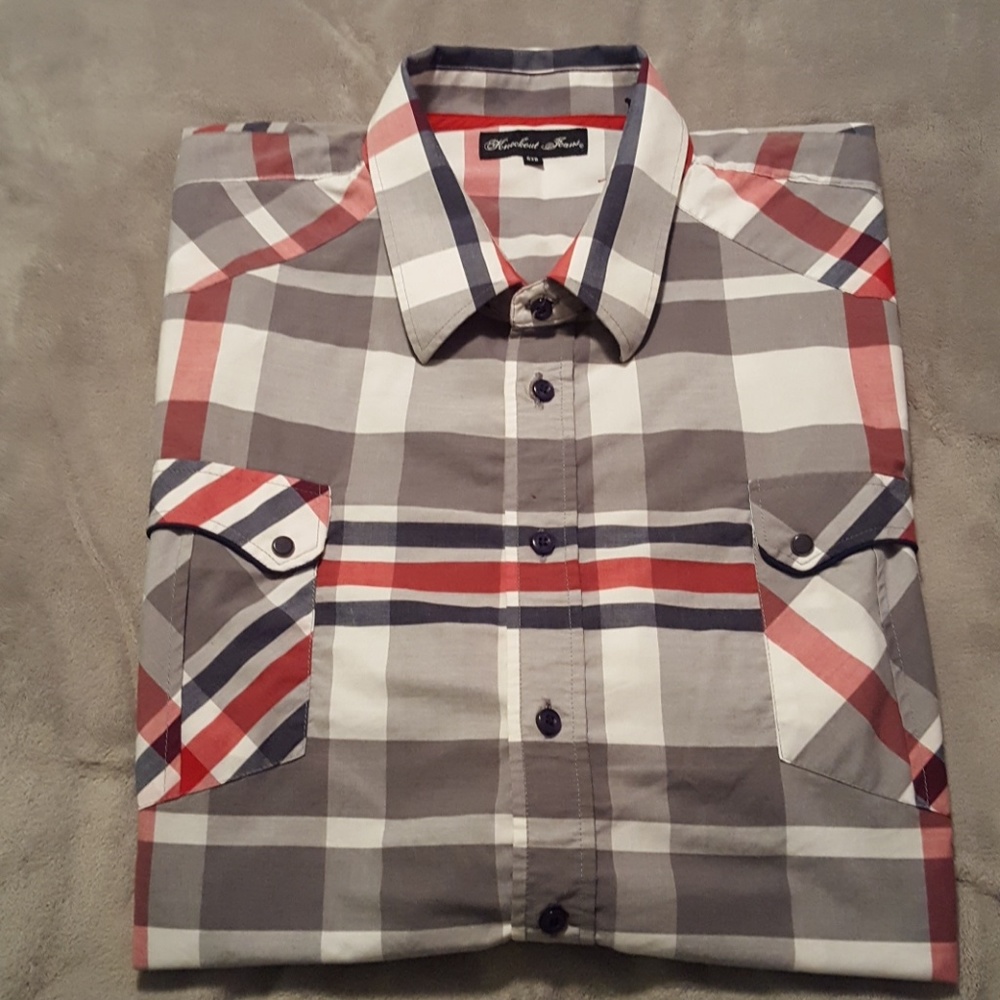 men's plaid shirt